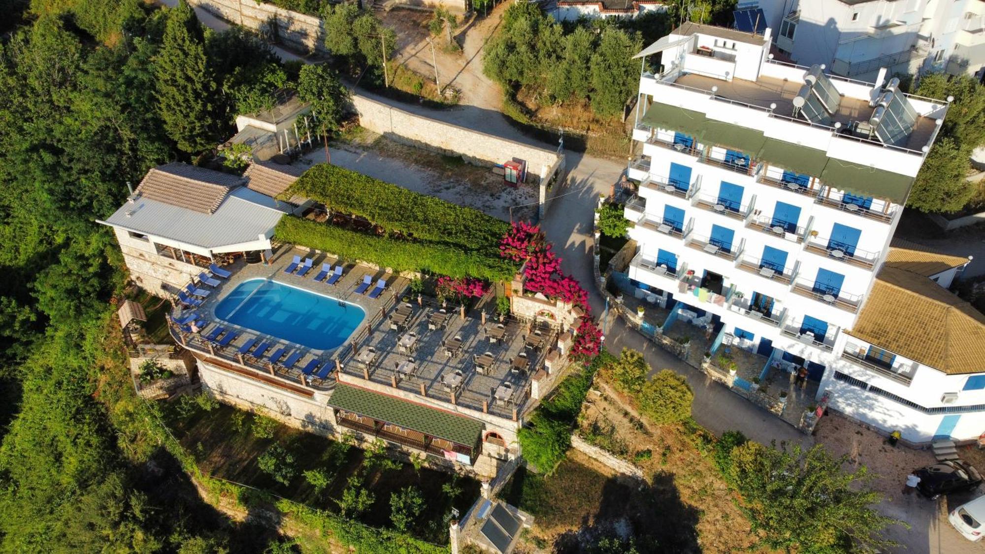 Itaka Hotel Lukova Exterior foto